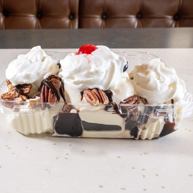 Hot Fudge Brownie Sundae.